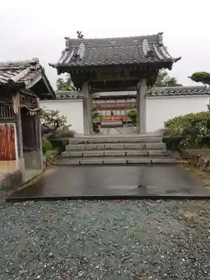 陽泰院の山門・神門