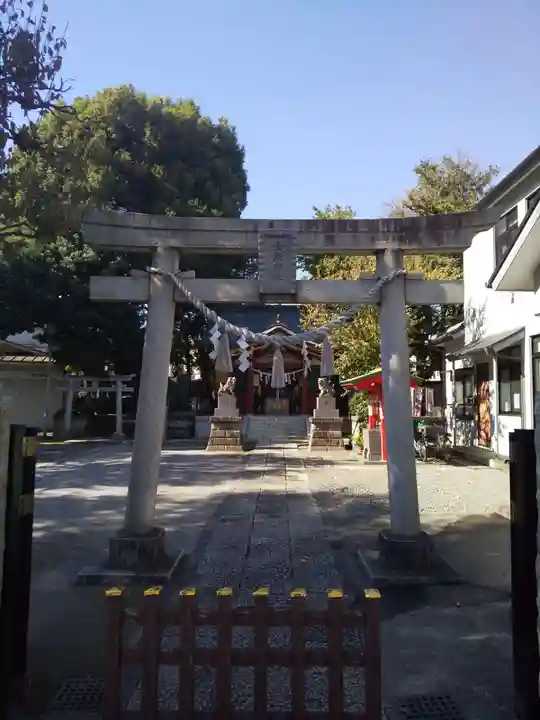 女塚神社の鳥居