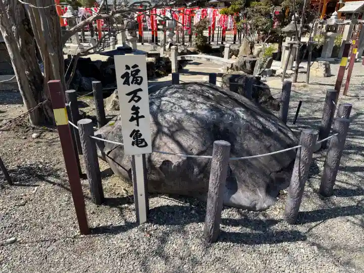 豊国神社の{uncategorized: "未分類", other: "その他", undefined: "問題あり", building: "その他建物", grave: "お墓", sacred_gate: "鳥居", guardian: "狛犬", statue: "像", buddha: "仏像", history: "歴史", nature: "自然", garden: "庭園", animal: "動物", pagoda: "塔", temizu: "手水舎", mountain_gate: "山門・神門", sanctuary: "本殿・本堂", subordinate: "末社・摂社", art: "芸術", scenery: "景色", jizo: "地蔵", ema: "絵馬", goshuin: "御朱印", omikuji: "おみくじ", items: "授与品その他", amulet: "お守り", goshuincho: "御朱印帳", eats: "食事", festival: "お祭り", votive_dance: "神楽", shichigosan: "七五三参", wedding: "結婚式", experience: "体験その他", initially: "初詣", around: "周辺", anti_infection: "感染症対策"}