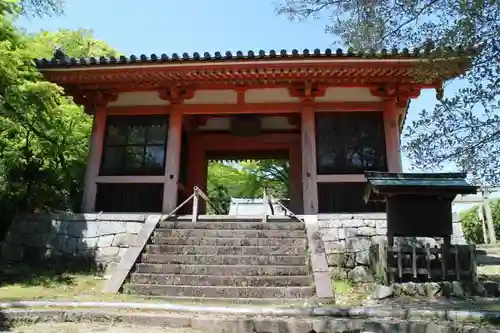 龍泉寺の山門