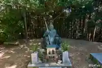 天上ヶ岳(瀧安寺奥の院)の像