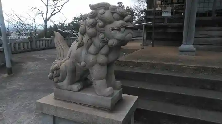 石鎚神社の狛犬