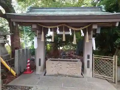 津田八幡神社の手水舎