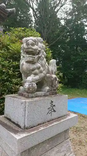 網戸神社の狛犬