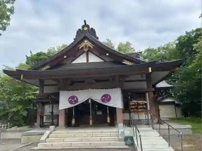 鷹栖神社の本殿・本堂