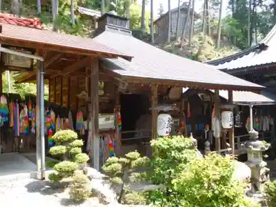 華厳寺の本殿・本堂