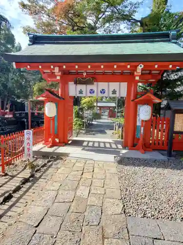 生島足島神社の山門・神門