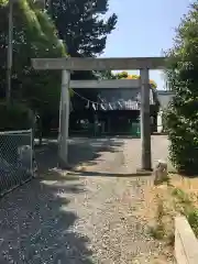 神明社の鳥居