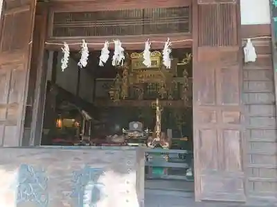 世尊寺の本殿