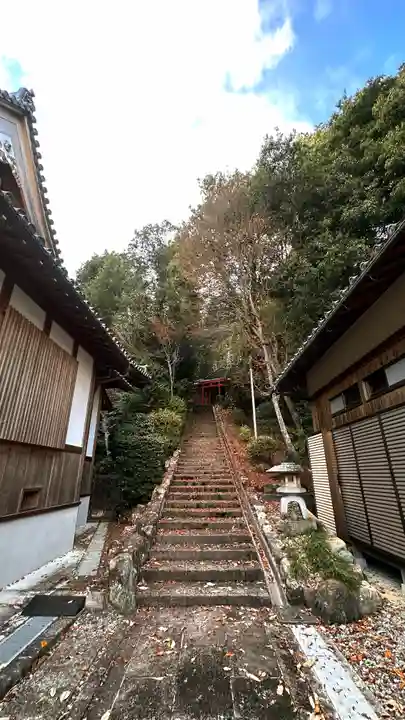 三津高稲荷神社(滋賀県)