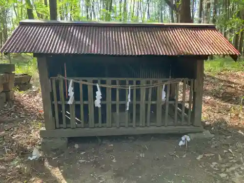 磐裂根裂神社の{uncategorized: "未分類", other: "その他", undefined: "問題あり", building: "その他建物", grave: "お墓", sacred_gate: "鳥居", guardian: "狛犬", statue: "像", buddha: "仏像", history: "歴史", nature: "自然", garden: "庭園", animal: "動物", pagoda: "塔", temizu: "手水舎", mountain_gate: "山門・神門", sanctuary: "本殿・本堂", subordinate: "末社・摂社", art: "芸術", scenery: "景色", jizo: "地蔵", ema: "絵馬", goshuin: "御朱印", omikuji: "おみくじ", items: "授与品その他", amulet: "お守り", goshuincho: "御朱印帳", eats: "食事", festival: "お祭り", votive_dance: "神楽", shichigosan: "七五三参", wedding: "結婚式", experience: "体験その他", initially: "初詣", around: "周辺", anti_infection: "感染症対策"}