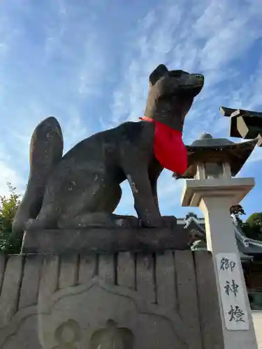 箭弓稲荷神社の{uncategorized: "未分類", other: "その他", undefined: "問題あり", building: "その他建物", grave: "お墓", sacred_gate: "鳥居", guardian: "狛犬", statue: "像", buddha: "仏像", history: "歴史", nature: "自然", garden: "庭園", animal: "動物", pagoda: "塔", temizu: "手水舎", mountain_gate: "山門・神門", sanctuary: "本殿・本堂", subordinate: "末社・摂社", art: "芸術", scenery: "景色", jizo: "地蔵", ema: "絵馬", goshuin: "御朱印", omikuji: "おみくじ", items: "授与品その他", amulet: "お守り", goshuincho: "御朱印帳", eats: "食事", festival: "お祭り", votive_dance: "神楽", shichigosan: "七五三参", wedding: "結婚式", experience: "体験その他", initially: "初詣", around: "周辺", anti_infection: "感染症対策"}