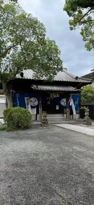 坂本八幡宮の本殿・本堂