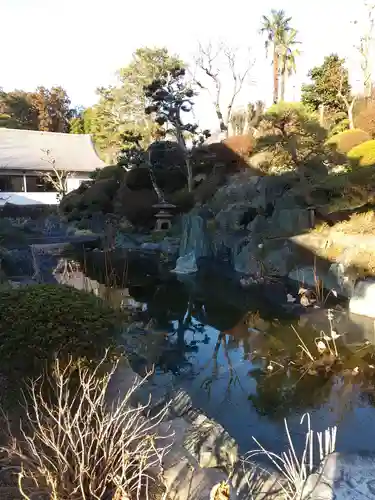 常勝寺の庭園