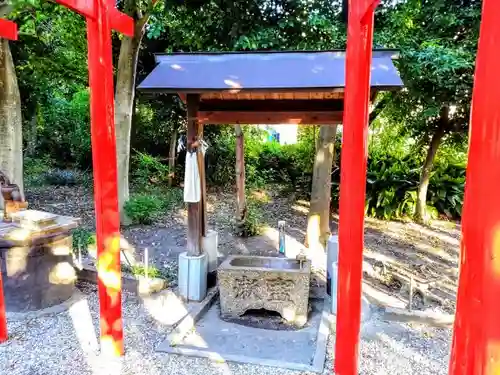 鹿島稲荷社の手水舎