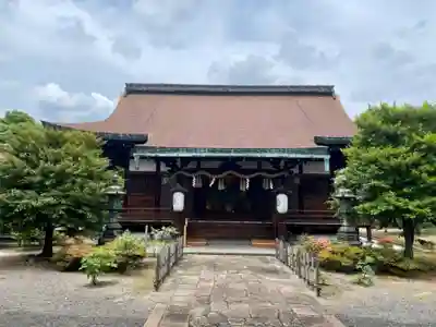六孫王神社の本殿・本堂