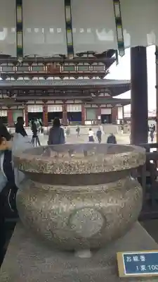薬師寺の本殿・本堂
