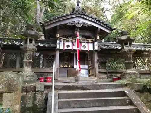 吉御子神社の本殿