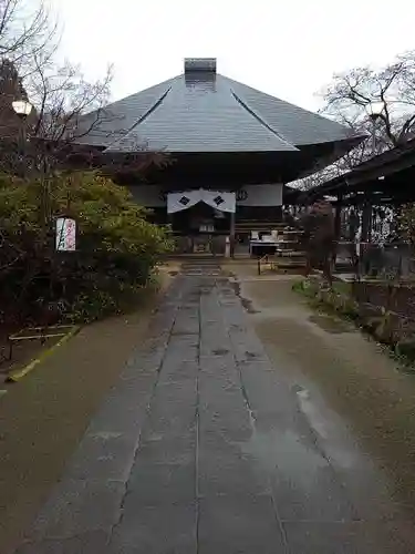 多聞院の本殿・本堂