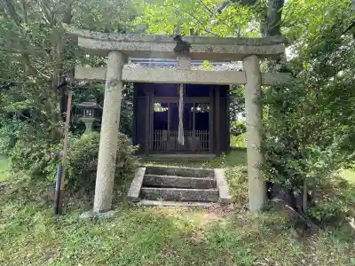 天満宮 (甲南町稗谷)の{uncategorized: "未分類", other: "その他", undefined: "問題あり", building: "その他建物", grave: "お墓", sacred_gate: "鳥居", guardian: "狛犬", statue: "像", buddha: "仏像", history: "歴史", nature: "自然", garden: "庭園", animal: "動物", pagoda: "塔", temizu: "手水舎", mountain_gate: "山門・神門", sanctuary: "本殿・本堂", subordinate: "末社・摂社", art: "芸術", scenery: "景色", jizo: "地蔵", ema: "絵馬", goshuin: "御朱印", omikuji: "おみくじ", items: "授与品その他", amulet: "お守り", goshuincho: "御朱印帳", eats: "食事", festival: "お祭り", votive_dance: "神楽", shichigosan: "七五三参", wedding: "結婚式", experience: "体験その他", initially: "初詣", around: "周辺", anti_infection: "感染症対策"}