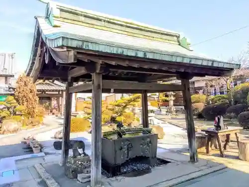 常福寺の手水舎