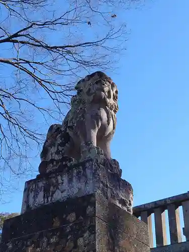 諏訪神社の狛犬