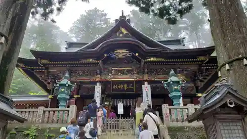 三峯神社の本殿