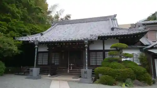 持明院の本殿・本堂