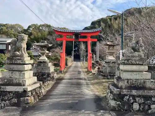 伊曾能神社の鳥居