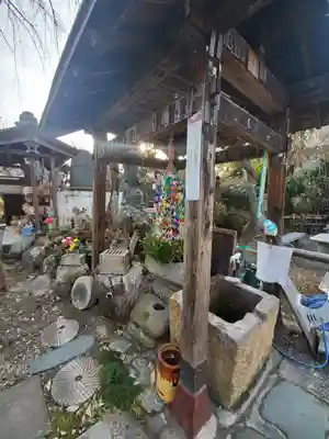 西光寺の手水舎