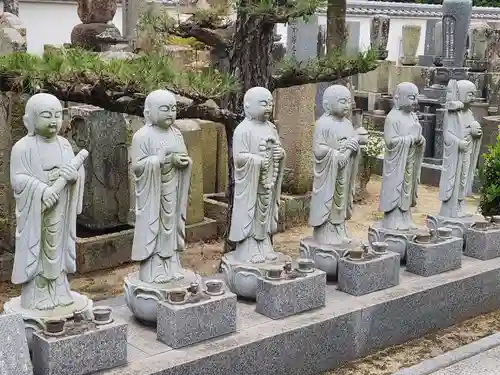 観音寺の地蔵