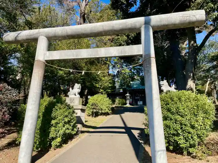 伊勢社の{uncategorized: "未分類", other: "その他", undefined: "問題あり", building: "その他建物", grave: "お墓", sacred_gate: "鳥居", guardian: "狛犬", statue: "像", buddha: "仏像", history: "歴史", nature: "自然", garden: "庭園", animal: "動物", pagoda: "塔", temizu: "手水舎", mountain_gate: "山門・神門", sanctuary: "本殿・本堂", subordinate: "末社・摂社", art: "芸術", scenery: "景色", jizo: "地蔵", ema: "絵馬", goshuin: "御朱印", omikuji: "おみくじ", items: "授与品その他", amulet: "お守り", goshuincho: "御朱印帳", eats: "食事", festival: "お祭り", votive_dance: "神楽", shichigosan: "七五三参", wedding: "結婚式", experience: "体験その他", initially: "初詣", around: "周辺", anti_infection: "感染症対策"}