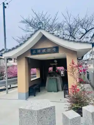 木津釈迦堂の{uncategorized: "未分類", other: "その他", undefined: "問題あり", building: "その他建物", grave: "お墓", sacred_gate: "鳥居", guardian: "狛犬", statue: "像", buddha: "仏像", history: "歴史", nature: "自然", garden: "庭園", animal: "動物", pagoda: "塔", temizu: "手水舎", mountain_gate: "山門・神門", sanctuary: "本殿・本堂", subordinate: "末社・摂社", art: "芸術", scenery: "景色", jizo: "地蔵", ema: "絵馬", goshuin: "御朱印", omikuji: "おみくじ", items: "授与品その他", amulet: "お守り", goshuincho: "御朱印帳", eats: "食事", festival: "お祭り", votive_dance: "神楽", shichigosan: "七五三参", wedding: "結婚式", experience: "体験その他", initially: "初詣", around: "周辺", anti_infection: "感染症対策"}