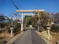 神明社の鳥居