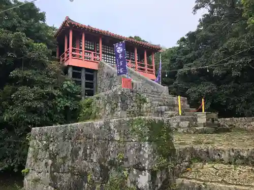 末吉宮の本殿・本堂