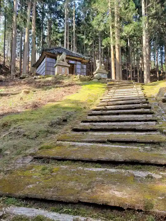 上原神明社のその他建物
