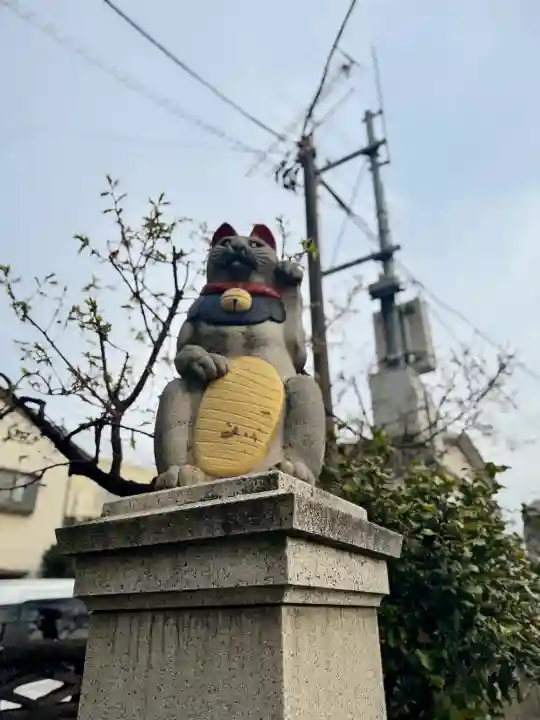 自性院の{uncategorized: "未分類", other: "その他", undefined: "問題あり", building: "その他建物", grave: "お墓", sacred_gate: "鳥居", guardian: "狛犬", statue: "像", buddha: "仏像", history: "歴史", nature: "自然", garden: "庭園", animal: "動物", pagoda: "塔", temizu: "手水舎", mountain_gate: "山門・神門", sanctuary: "本殿・本堂", subordinate: "末社・摂社", art: "芸術", scenery: "景色", jizo: "地蔵", ema: "絵馬", goshuin: "御朱印", omikuji: "おみくじ", items: "授与品その他", amulet: "お守り", goshuincho: "御朱印帳", eats: "食事", festival: "お祭り", votive_dance: "神楽", shichigosan: "七五三参", wedding: "結婚式", experience: "体験その他", initially: "初詣", around: "周辺", anti_infection: "感染症対策"}
