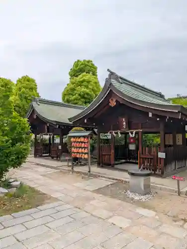 難波大社　生國魂神社の{uncategorized: "未分類", other: "その他", undefined: "問題あり", building: "その他建物", grave: "お墓", sacred_gate: "鳥居", guardian: "狛犬", statue: "像", buddha: "仏像", history: "歴史", nature: "自然", garden: "庭園", animal: "動物", pagoda: "塔", temizu: "手水舎", mountain_gate: "山門・神門", sanctuary: "本殿・本堂", subordinate: "末社・摂社", art: "芸術", scenery: "景色", jizo: "地蔵", ema: "絵馬", goshuin: "御朱印", omikuji: "おみくじ", items: "授与品その他", amulet: "お守り", goshuincho: "御朱印帳", eats: "食事", festival: "お祭り", votive_dance: "神楽", shichigosan: "七五三参", wedding: "結婚式", experience: "体験その他", initially: "初詣", around: "周辺", anti_infection: "感染症対策"}