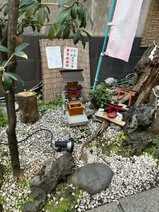 末廣神社の{uncategorized: "未分類", other: "その他", undefined: "問題あり", building: "その他建物", grave: "お墓", sacred_gate: "鳥居", guardian: "狛犬", statue: "像", buddha: "仏像", history: "歴史", nature: "自然", garden: "庭園", animal: "動物", pagoda: "塔", temizu: "手水舎", mountain_gate: "山門・神門", sanctuary: "本殿・本堂", subordinate: "末社・摂社", art: "芸術", scenery: "景色", jizo: "地蔵", ema: "絵馬", goshuin: "御朱印", omikuji: "おみくじ", items: "授与品その他", amulet: "お守り", goshuincho: "御朱印帳", eats: "食事", festival: "お祭り", votive_dance: "神楽", shichigosan: "七五三参", wedding: "結婚式", experience: "体験その他", initially: "初詣", around: "周辺", anti_infection: "感染症対策"}