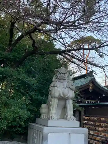 寒川神社の狛犬