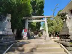 諏訪神社の鳥居