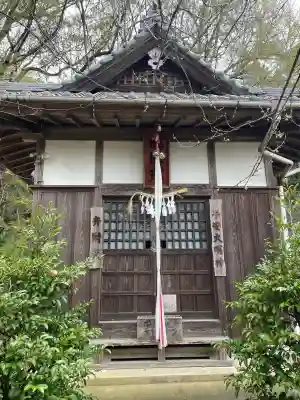 菅原神社の{uncategorized: "未分類", other: "その他", undefined: "問題あり", building: "その他建物", grave: "お墓", sacred_gate: "鳥居", guardian: "狛犬", statue: "像", buddha: "仏像", history: "歴史", nature: "自然", garden: "庭園", animal: "動物", pagoda: "塔", temizu: "手水舎", mountain_gate: "山門・神門", sanctuary: "本殿・本堂", subordinate: "末社・摂社", art: "芸術", scenery: "景色", jizo: "地蔵", ema: "絵馬", goshuin: "御朱印", omikuji: "おみくじ", items: "授与品その他", amulet: "お守り", goshuincho: "御朱印帳", eats: "食事", festival: "お祭り", votive_dance: "神楽", shichigosan: "七五三参", wedding: "結婚式", experience: "体験その他", initially: "初詣", around: "周辺", anti_infection: "感染症対策"}