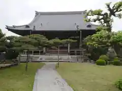 信光寺の本殿