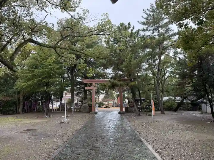和歌山縣護國神社の{uncategorized: "未分類", other: "その他", undefined: "問題あり", building: "その他建物", grave: "お墓", sacred_gate: "鳥居", guardian: "狛犬", statue: "像", buddha: "仏像", history: "歴史", nature: "自然", garden: "庭園", animal: "動物", pagoda: "塔", temizu: "手水舎", mountain_gate: "山門・神門", sanctuary: "本殿・本堂", subordinate: "末社・摂社", art: "芸術", scenery: "景色", jizo: "地蔵", ema: "絵馬", goshuin: "御朱印", omikuji: "おみくじ", items: "授与品その他", amulet: "お守り", goshuincho: "御朱印帳", eats: "食事", festival: "お祭り", votive_dance: "神楽", shichigosan: "七五三参", wedding: "結婚式", experience: "体験その他", initially: "初詣", around: "周辺", anti_infection: "感染症対策"}