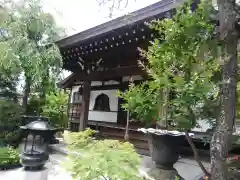 西光寺の本殿