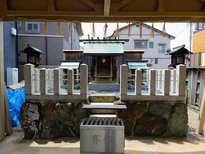 八神神社の本殿・本堂