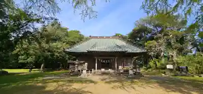 海上八幡宮の{uncategorized: "未分類", other: "その他", undefined: "問題あり", building: "その他建物", grave: "お墓", sacred_gate: "鳥居", guardian: "狛犬", statue: "像", buddha: "仏像", history: "歴史", nature: "自然", garden: "庭園", animal: "動物", pagoda: "塔", temizu: "手水舎", mountain_gate: "山門・神門", sanctuary: "本殿・本堂", subordinate: "末社・摂社", art: "芸術", scenery: "景色", jizo: "地蔵", ema: "絵馬", goshuin: "御朱印", omikuji: "おみくじ", items: "授与品その他", amulet: "お守り", goshuincho: "御朱印帳", eats: "食事", festival: "お祭り", votive_dance: "神楽", shichigosan: "七五三参", wedding: "結婚式", experience: "体験その他", initially: "初詣", around: "周辺", anti_infection: "感染症対策"}