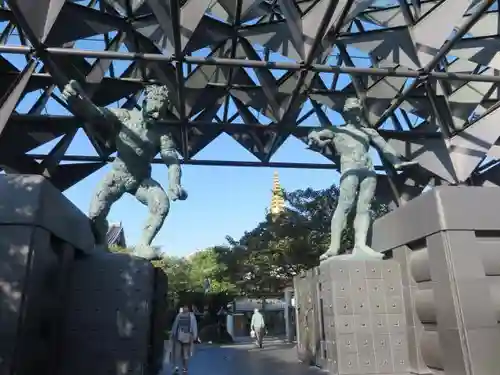 一心寺の山門・神門