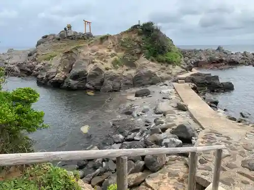 龍蛇神神社の建物その他