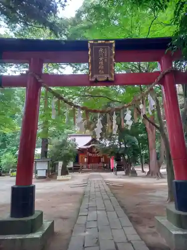 氷川女體神社の鳥居